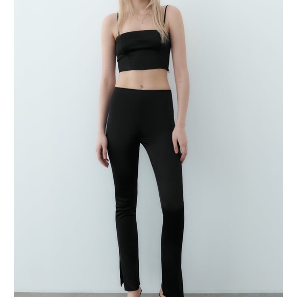 Zara SATIN EFFECT CORSET TOP
BLACK​ - Picture 5 of 5